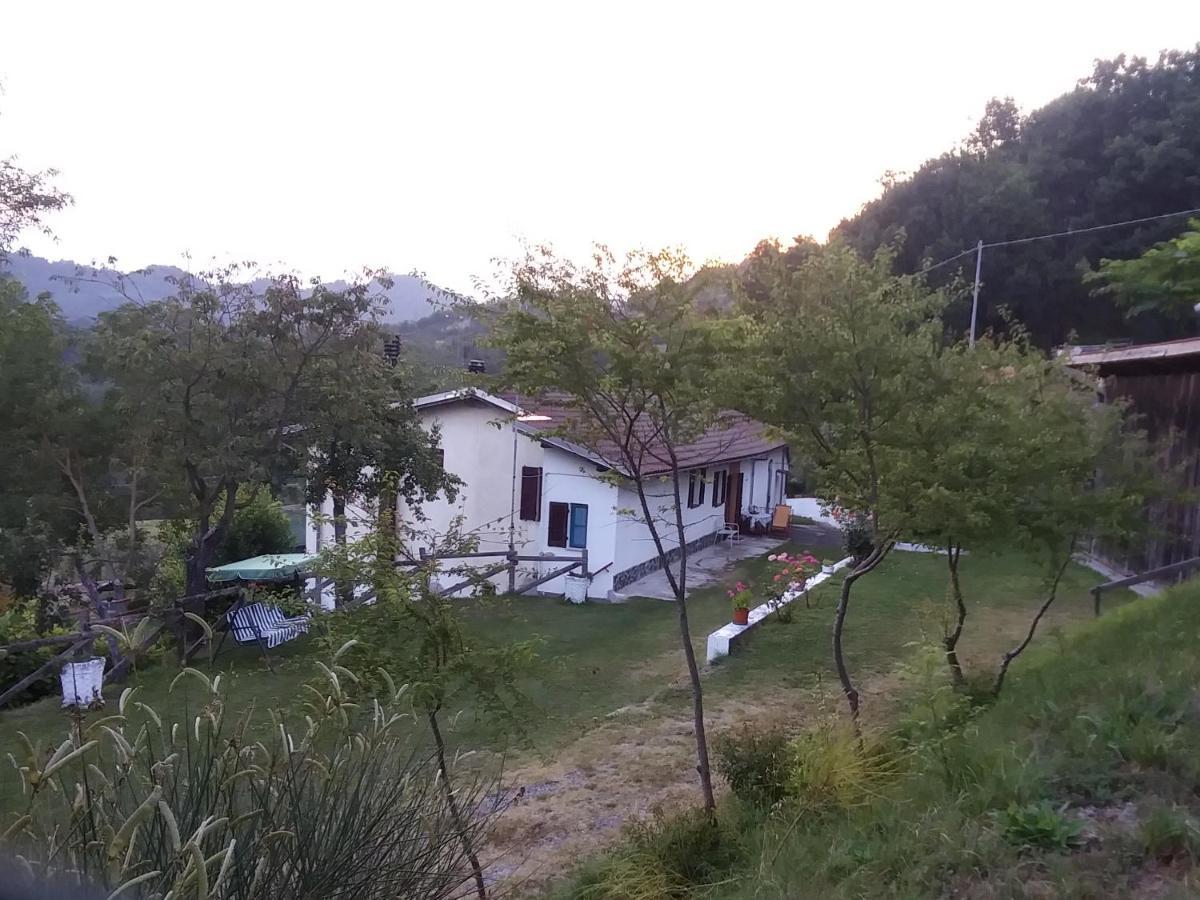 B&B La Casa Del Daino Millesimo Luaran gambar