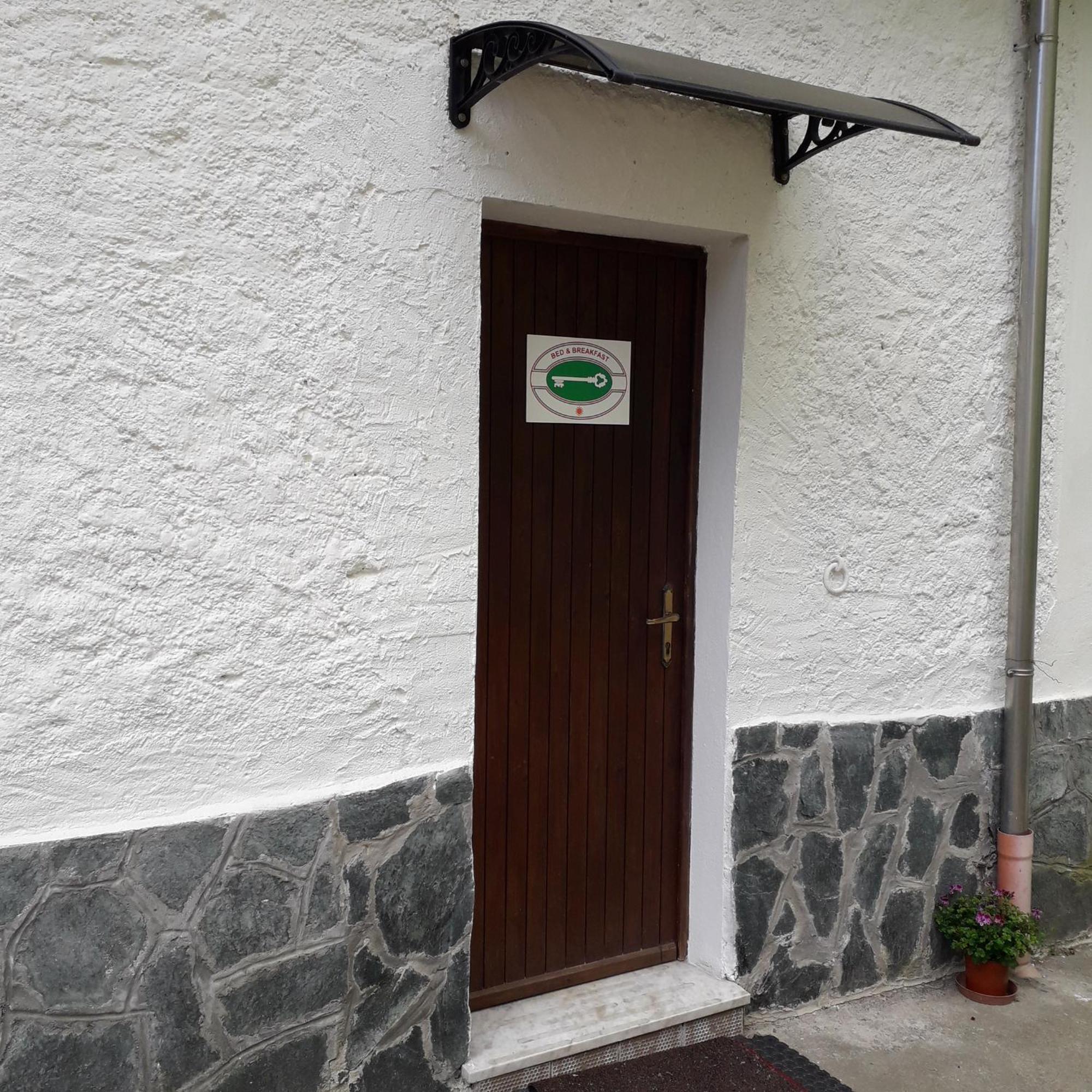 B&B La Casa Del Daino Millesimo Luaran gambar