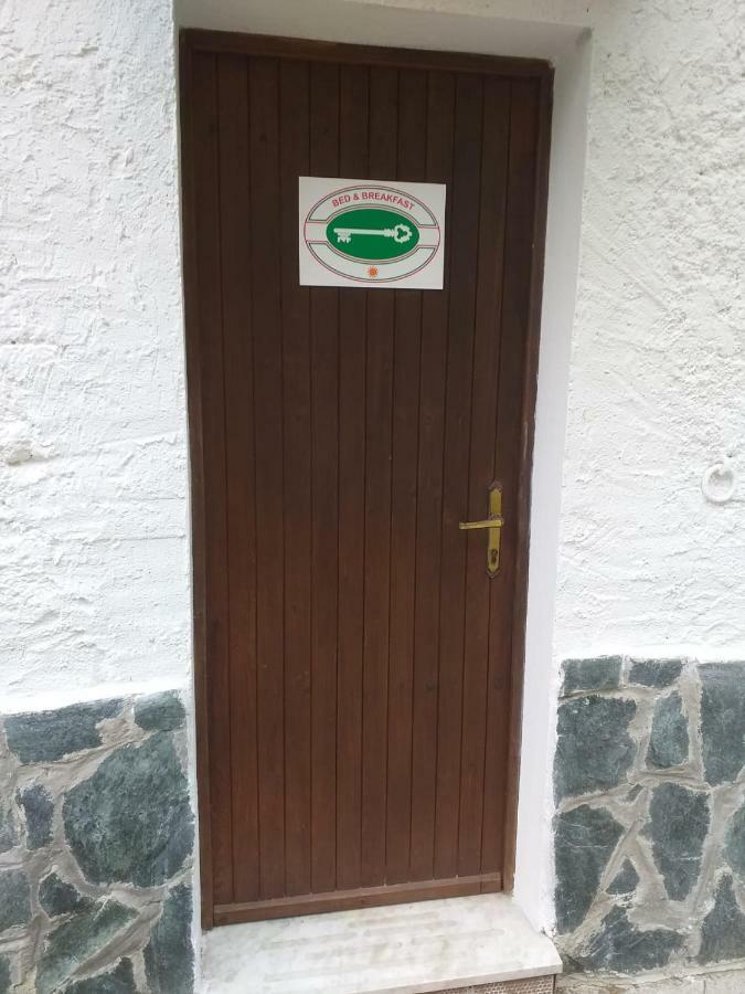 B&B La Casa Del Daino Millesimo Luaran gambar