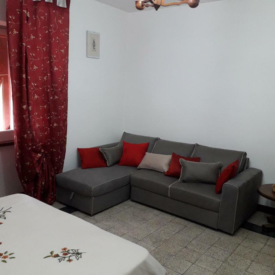 B&B La Casa Del Daino Millesimo Luaran gambar