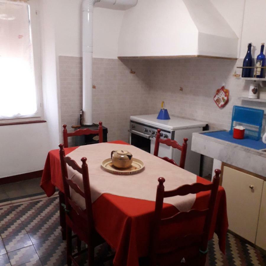 B&B La Casa Del Daino Millesimo Luaran gambar